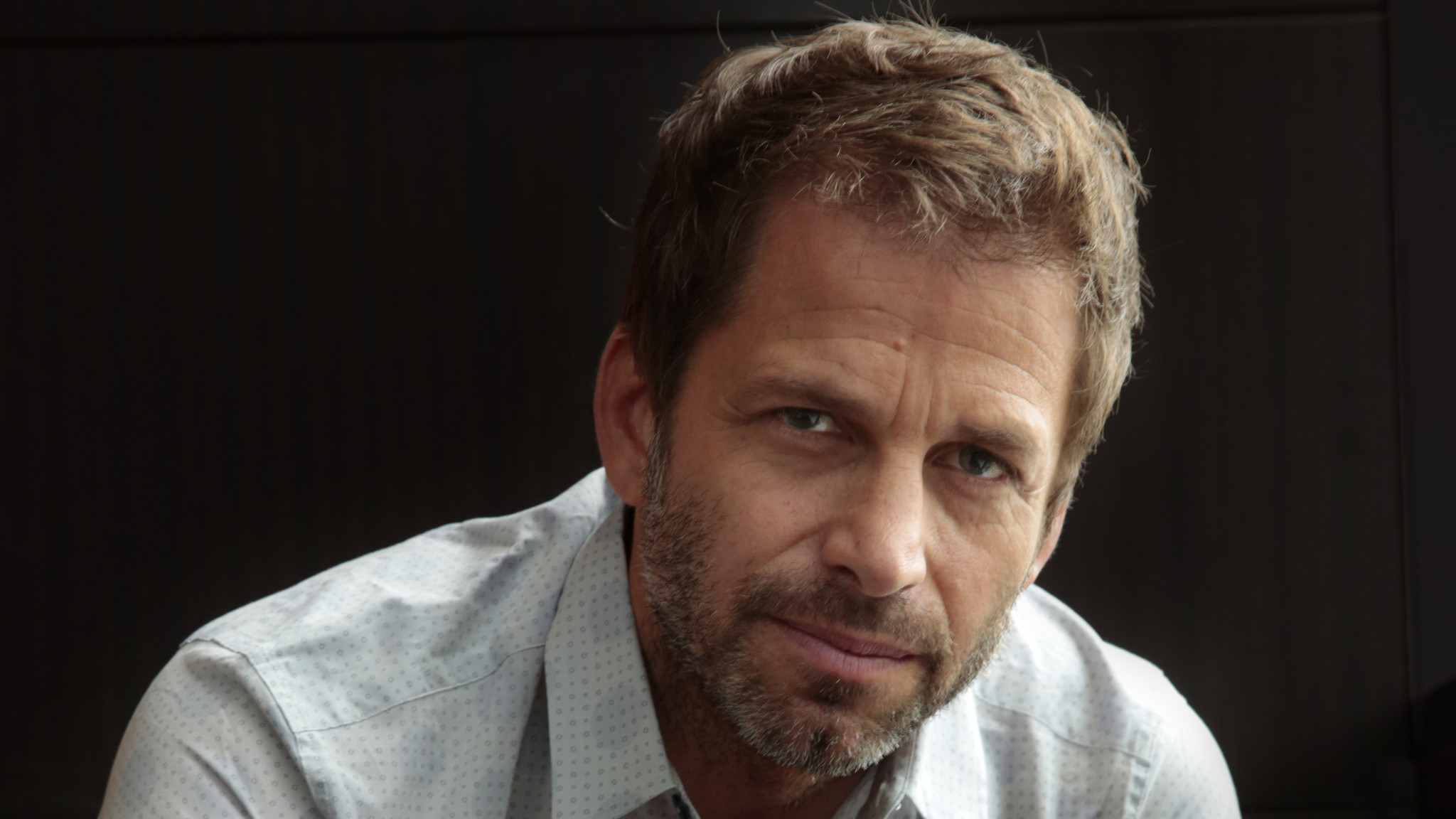 Justice League: Zack Snyder lascia il film per una tragedia familiare, la regia passa a Joss Whedon