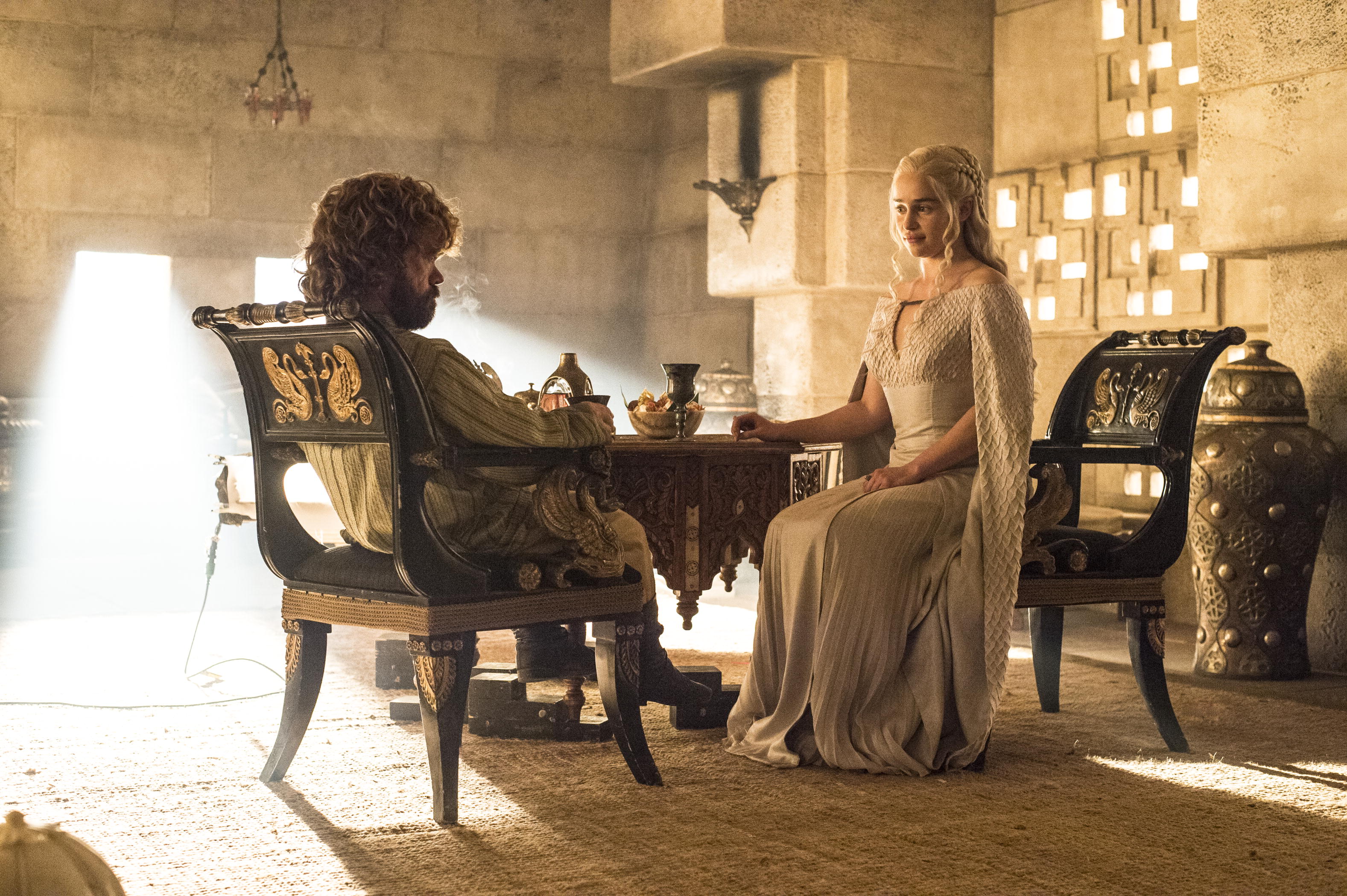 Il Trono di Spade 8: Peter Dinklage rivela il triangolo amoroso tra Daenerys, Jon Snow e Tyrion