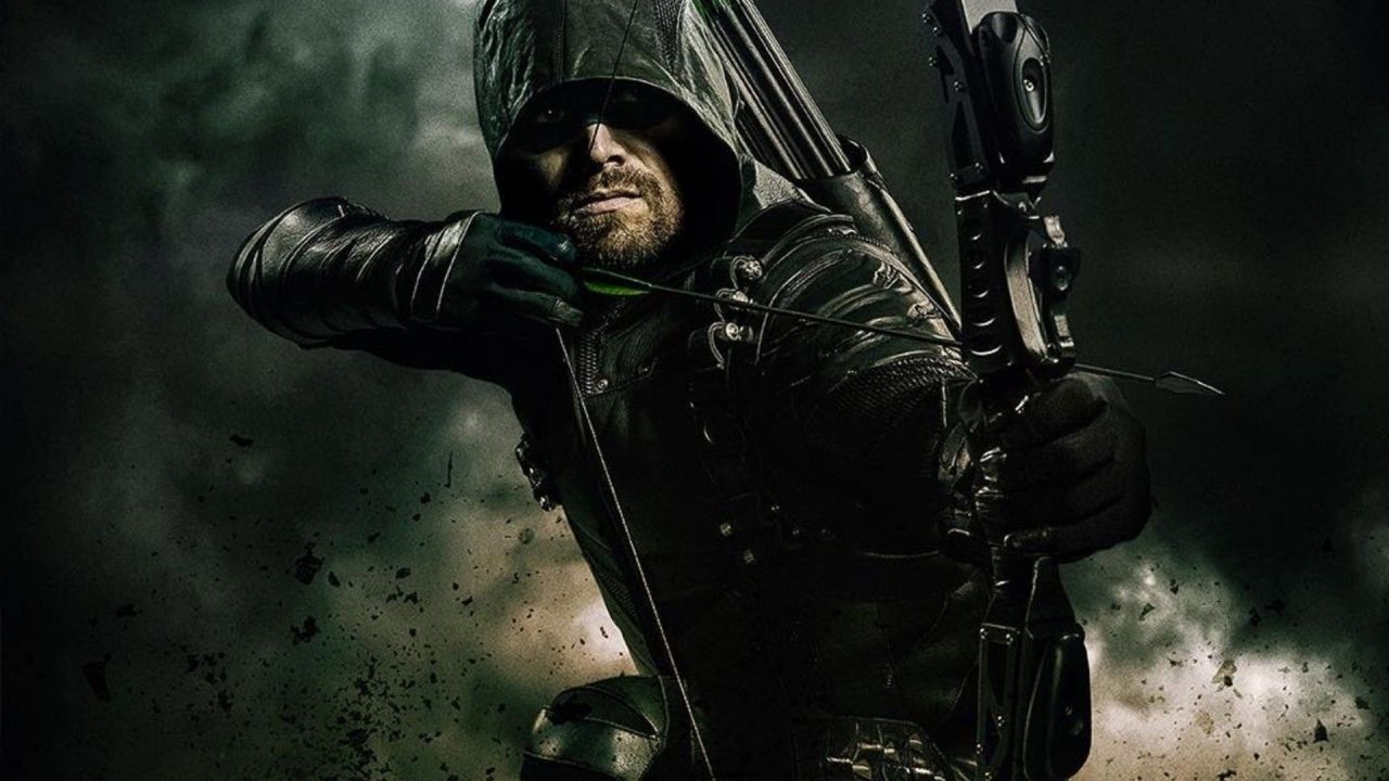 Arrow finirà con l'ottava stagione. Stephen Amell saluta i fan