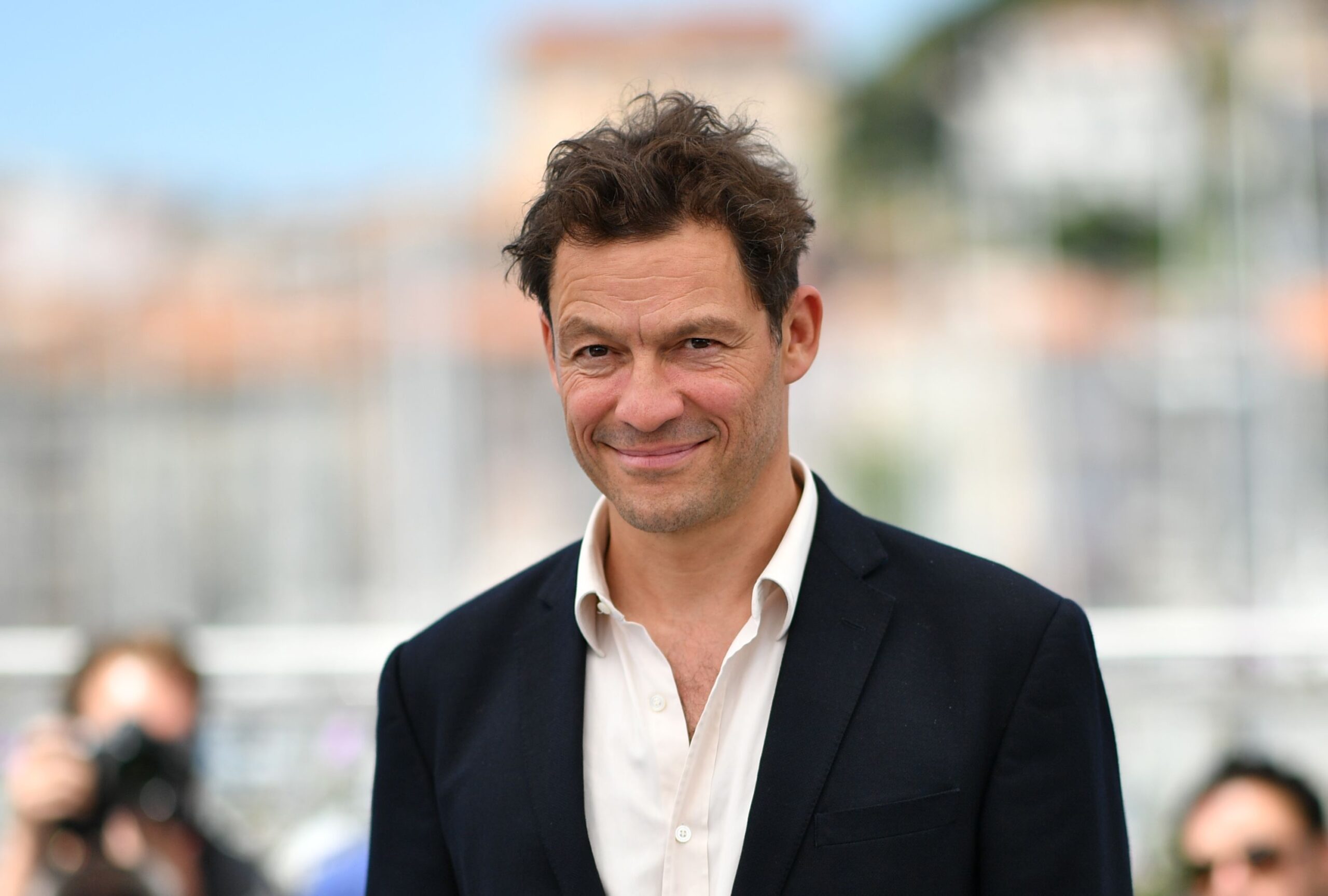 The Crown - Dominic West in trattative per il ruolo del Principe Carlo