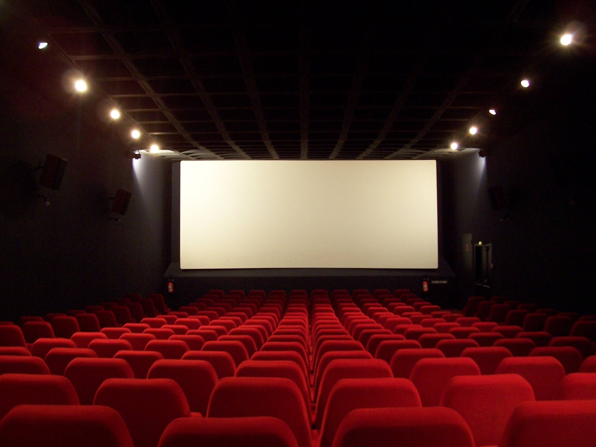 Il CTS dice no alla riapertura di teatri e cinema