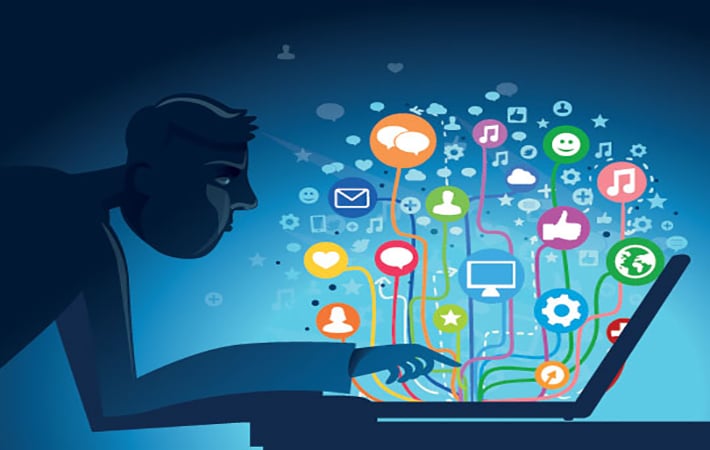 sharing-too-much-information-on-social-networks.jpg-710x450