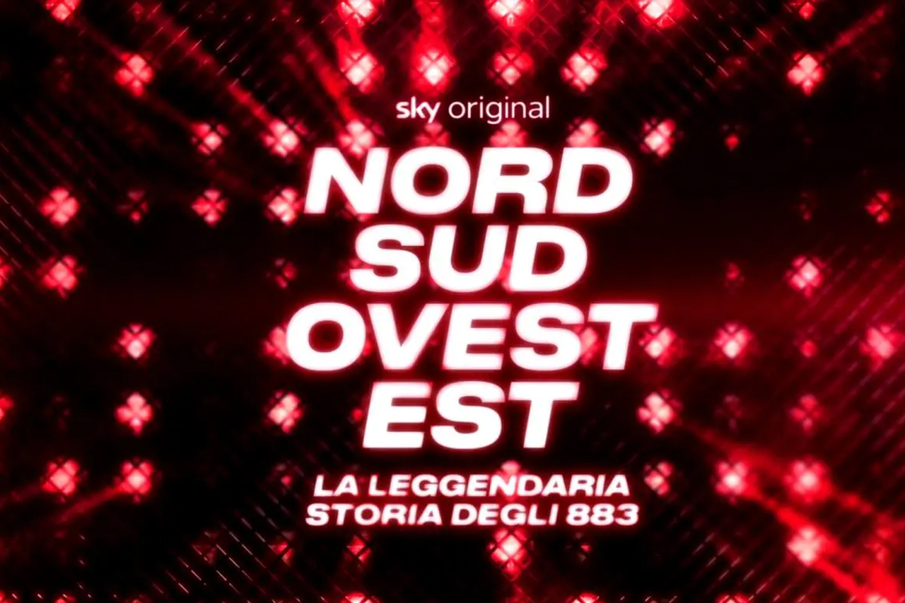nord sud ovest est la leggendaria storia degli 883 logo