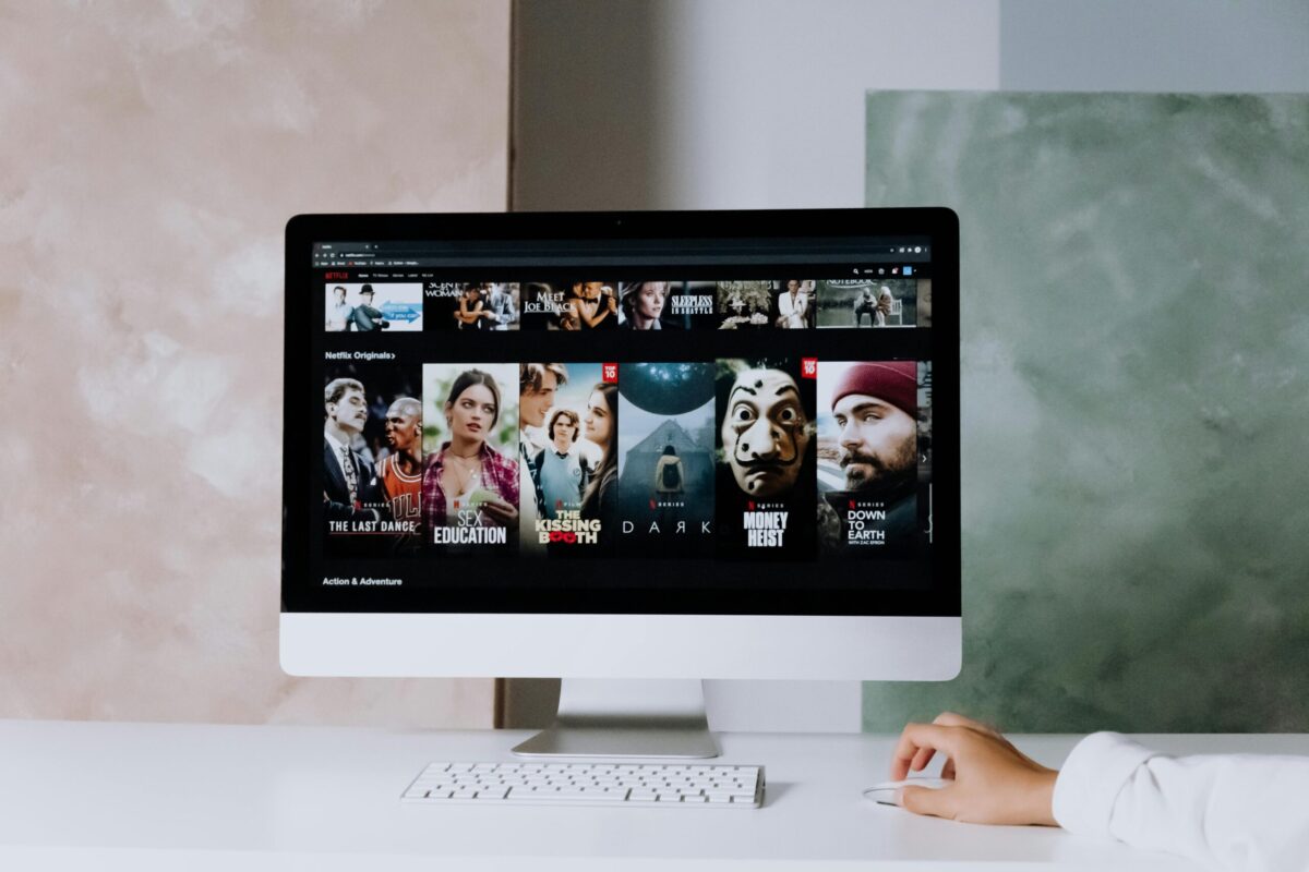 Le piattaforme di streaming sono all'avanguardia nel settore dell'intrattenimento online, ma la concorrenza rimane agguerrita